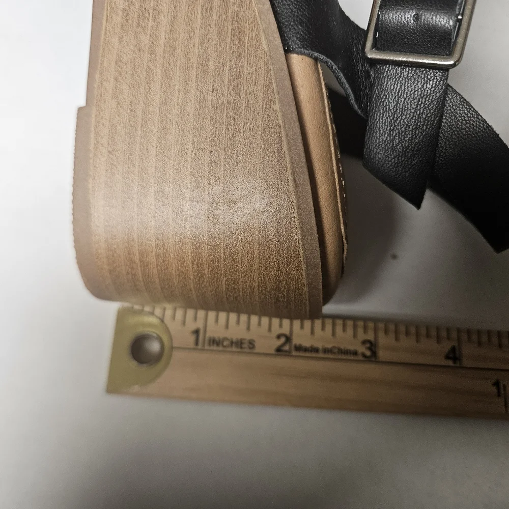SM Size 8 Black Wedge Sandals‎